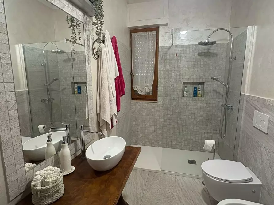 Immagine 44 di Casa bifamiliare in vendita  a Casciana Terme Lari