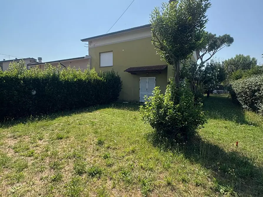 Immagine 10 di Casa bifamiliare in vendita  a Casciana Terme Lari