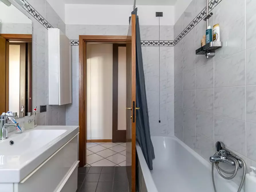 Immagine 27 di Appartamento in vendita  a Empoli