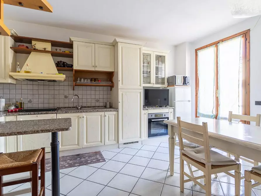 Immagine 5 di Appartamento in vendita  a Empoli