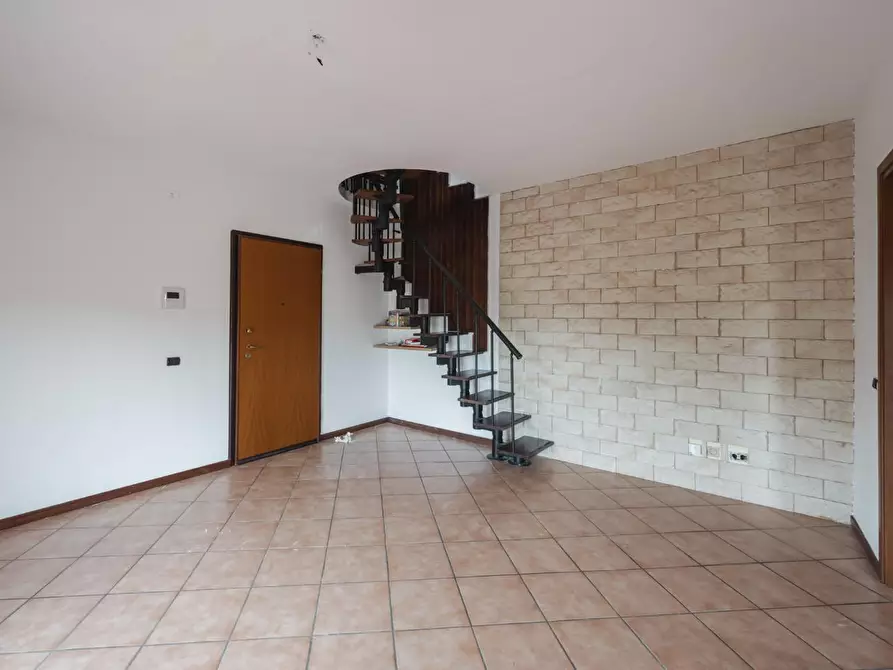 Immagine 2 di Appartamento in vendita  a Rubiera