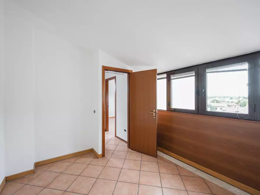 Immagine 16 di Appartamento in vendita  a Rubiera