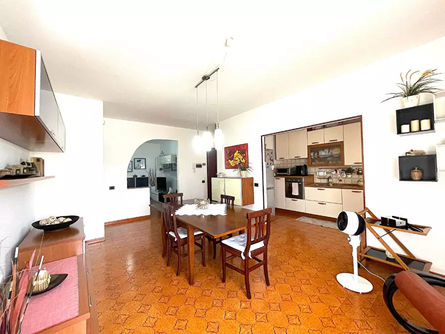 Immagine 15 di Appartamento in vendita  a Empoli