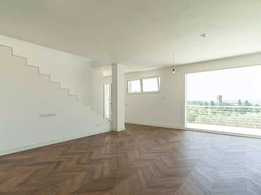 Immagine 25 di Villa in vendita  a Montelupo Fiorentino