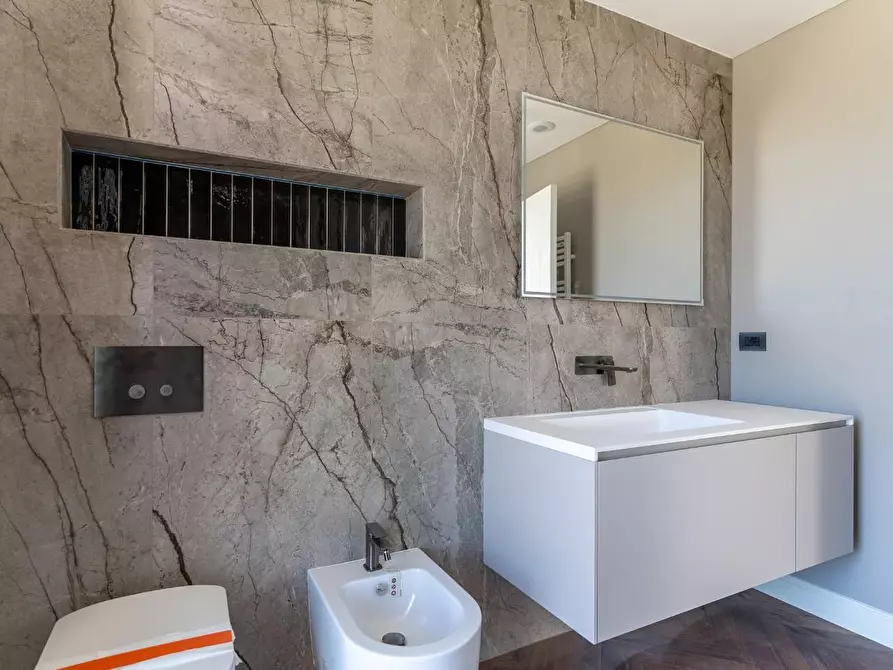 Immagine 33 di Villa in vendita  a Montelupo Fiorentino