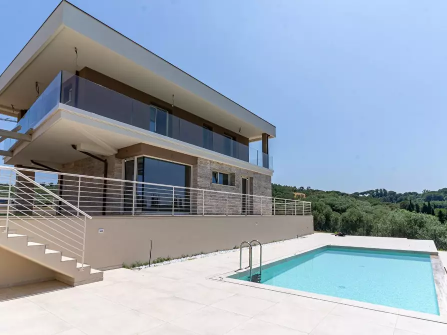 Immagine 8 di Villa in vendita  a Montelupo Fiorentino