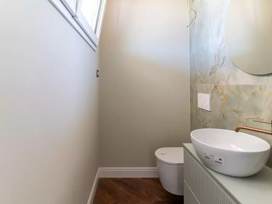 Immagine 34 di Villa in vendita  a Montelupo Fiorentino