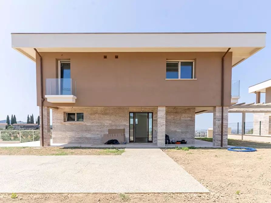 Immagine 11 di Villa in vendita  a Montelupo Fiorentino