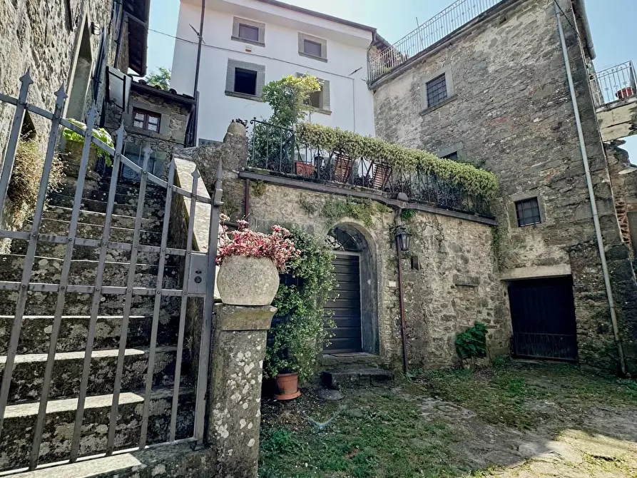 Immagine 60 di Terratetto in vendita  a Bagni Di Lucca
