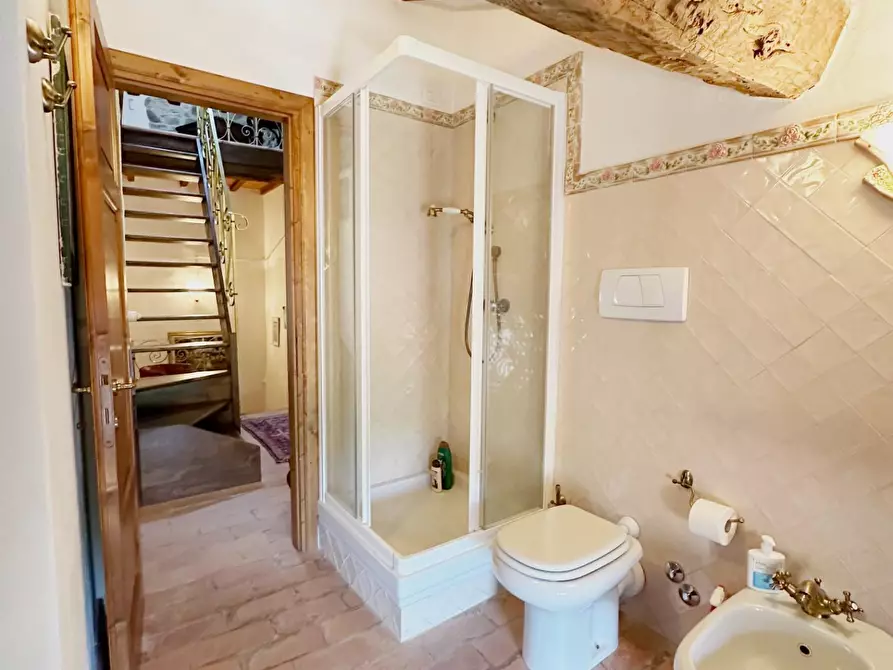 Immagine 47 di Terratetto in vendita  a Bagni Di Lucca