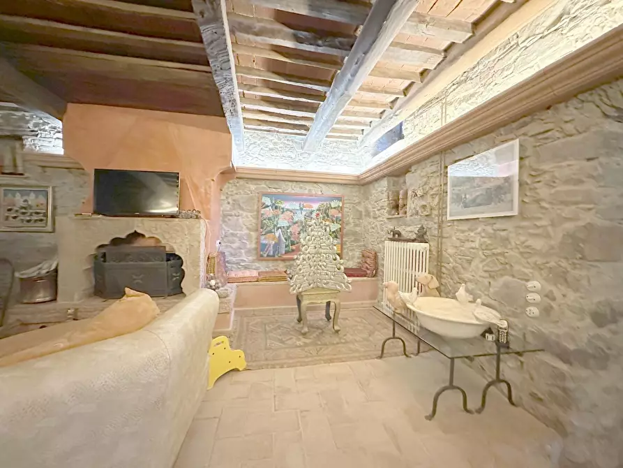 Immagine 11 di Terratetto in vendita  a Bagni Di Lucca