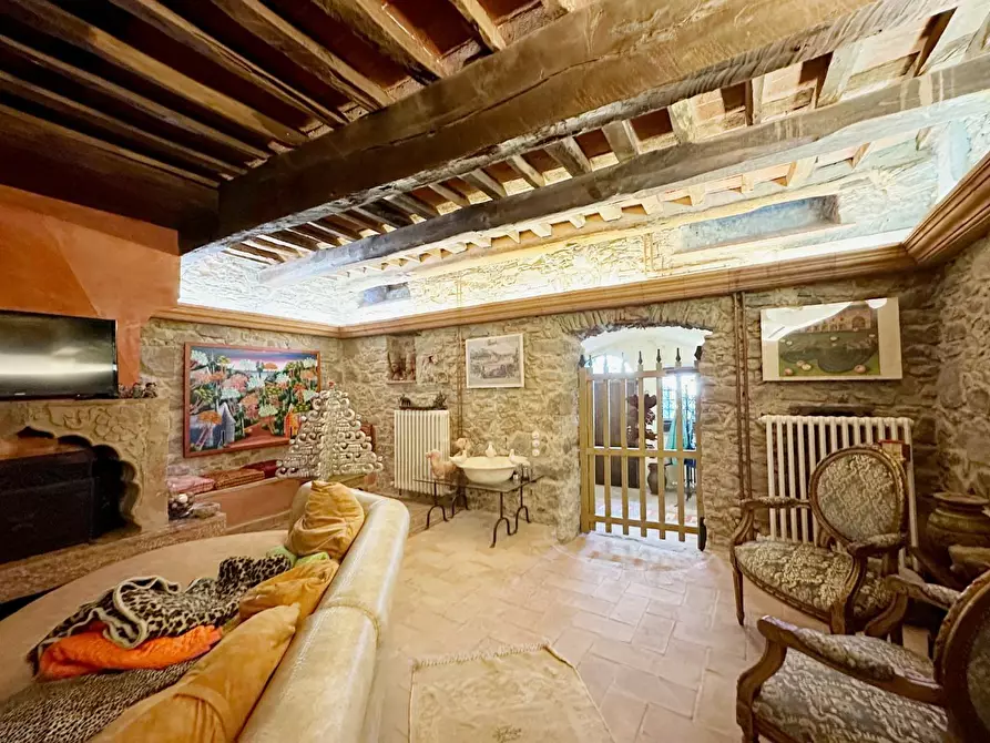 casa indipendente in vendita a Bagni di Lucca