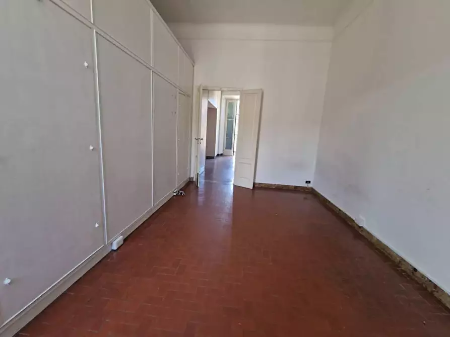 Immagine 24 di Appartamento in vendita  a Carrara