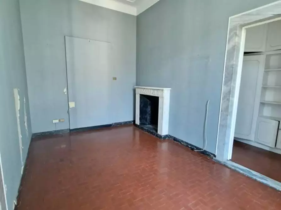 Immagine 21 di Appartamento in vendita  a Carrara