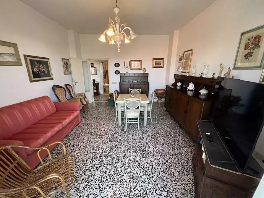 Immagine 3 di Appartamento in vendita  a San Vincenzo