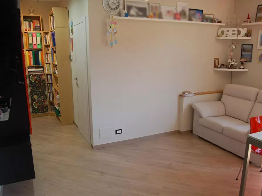 Immagine 9 di Appartamento in vendita  a Poggibonsi