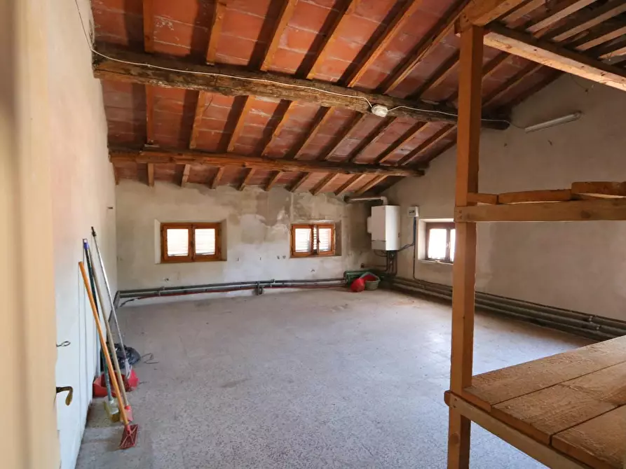 Immagine 30 di Appartamento in vendita  a Buti