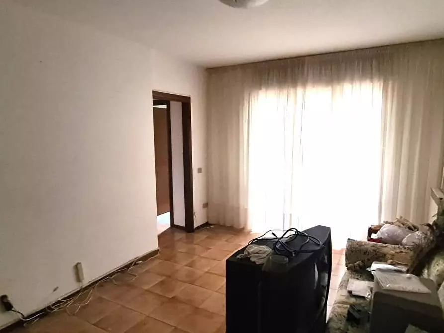 Immagine 2 di Appartamento in vendita  a Livorno