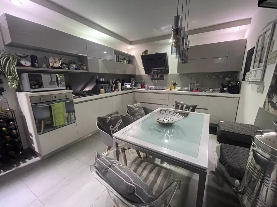 Immagine 16 di Porzione di casa in vendita  a Carrara