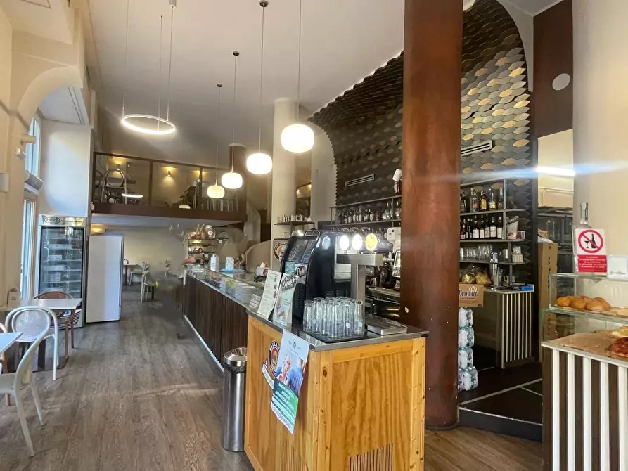 Immagine 1 di Bar / Ristorante in vendita  a Torino