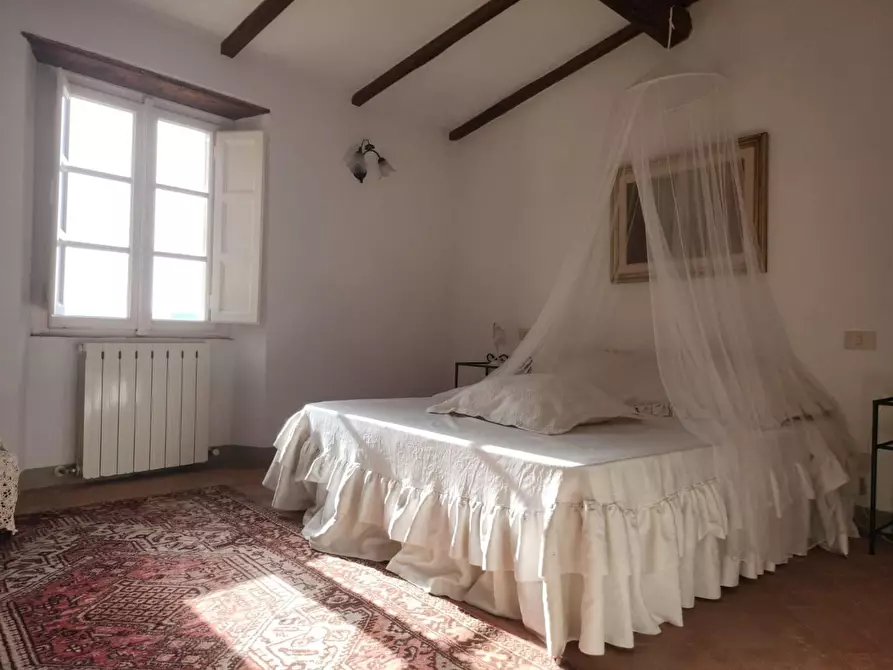 Immagine 24 di Rustico / casale in vendita  a Lucca