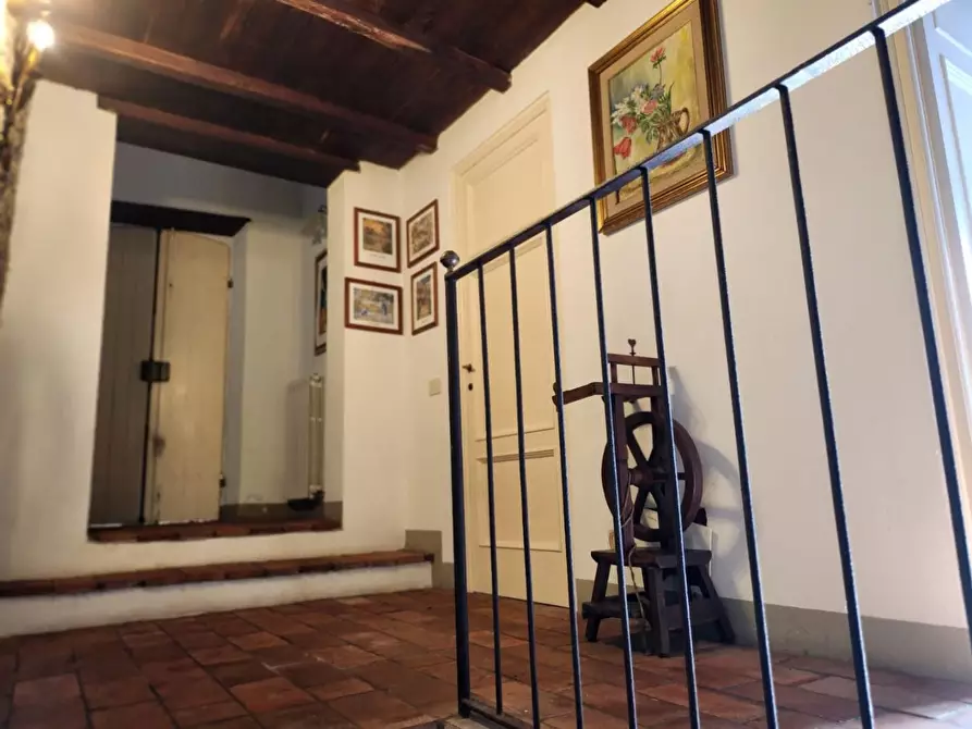 Immagine 20 di Rustico / casale in vendita  a Lucca