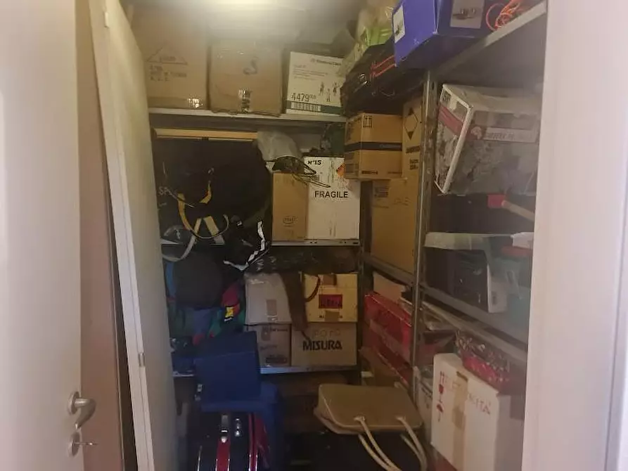 Immagine 56 di Villa in vendita  a Castelnuovo Magra