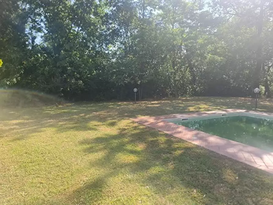 Immagine 73 di Villa in vendita  a Castelnuovo Magra