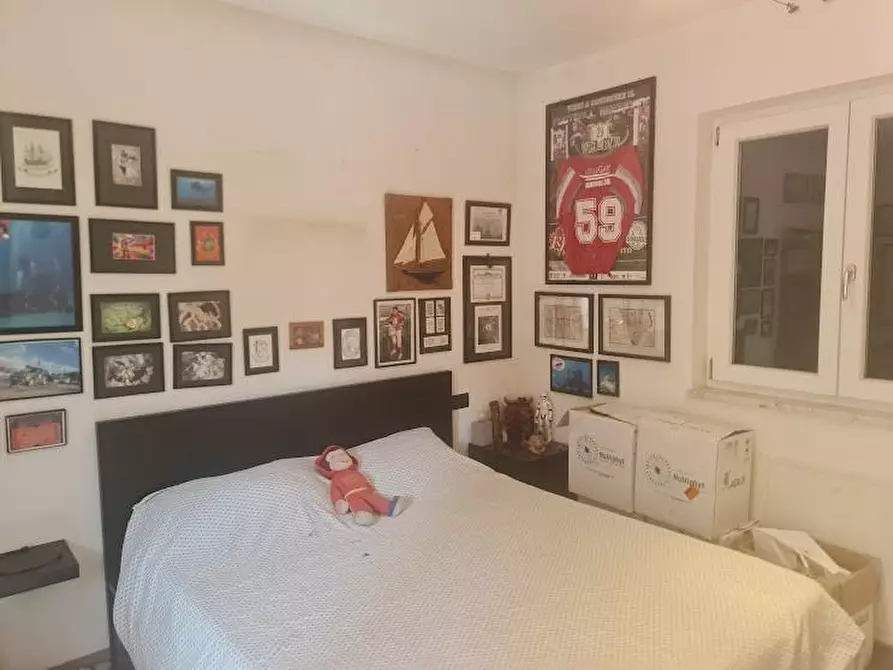 Immagine 35 di Villa in vendita  a Castelnuovo Magra