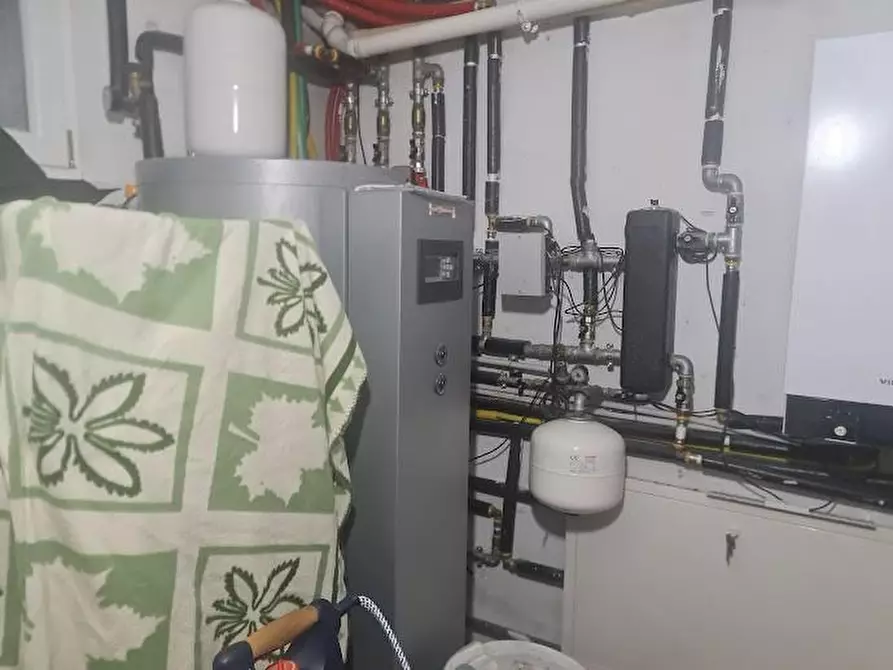 Immagine 60 di Villa in vendita  a Castelnuovo Magra