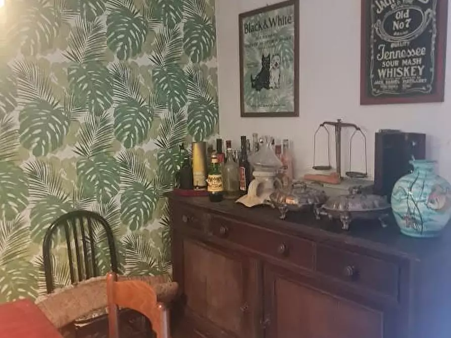 Immagine 65 di Villa in vendita  a Castelnuovo Magra