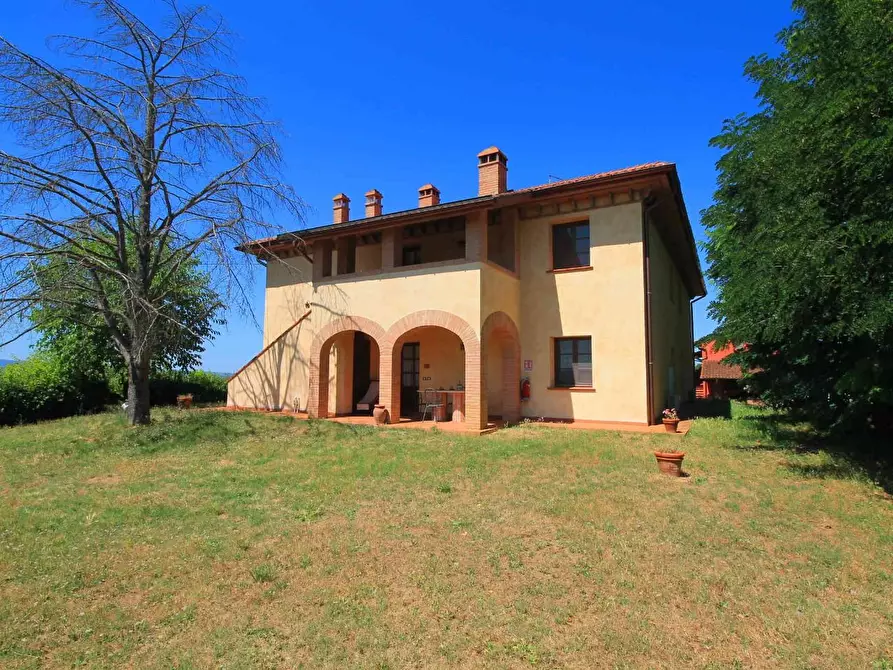 Immagine 34 di Casa colonica in vendita  a Palaia