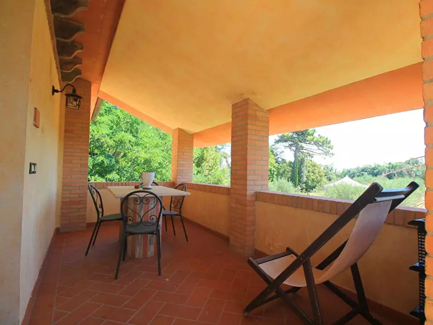 Immagine 38 di Casa colonica in vendita  a Palaia