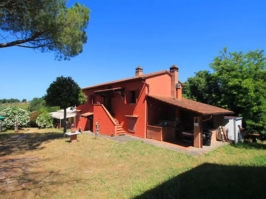 Immagine 30 di Casa colonica in vendita  a Palaia