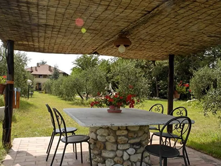 Immagine 16 di Casa colonica in vendita  a Palaia