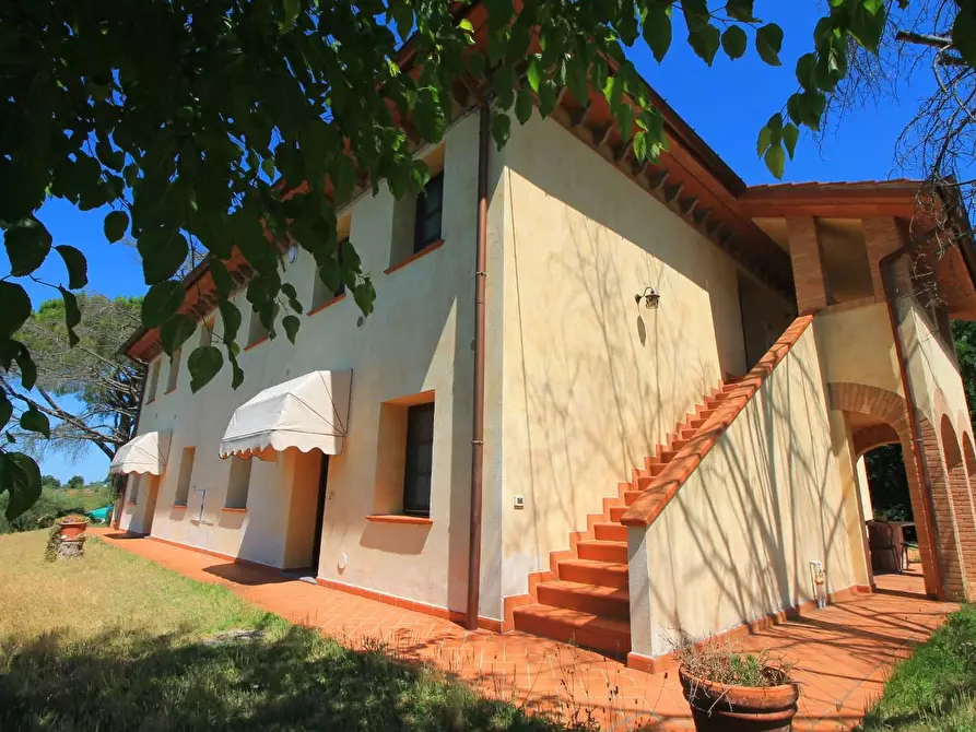 Immagine 37 di Casa colonica in vendita  a Palaia