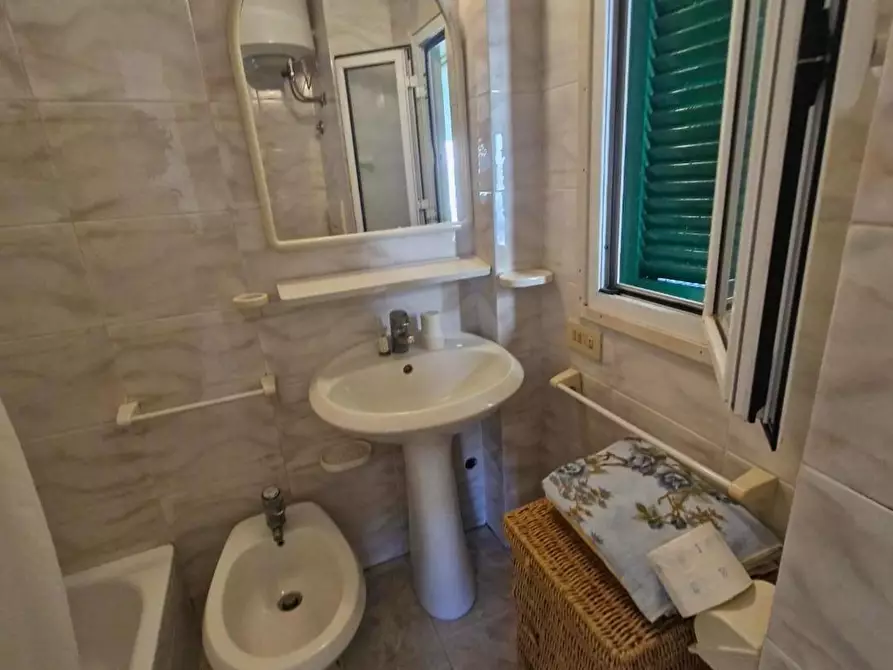 Immagine 8 di Appartamento in vendita  a Rio Marina