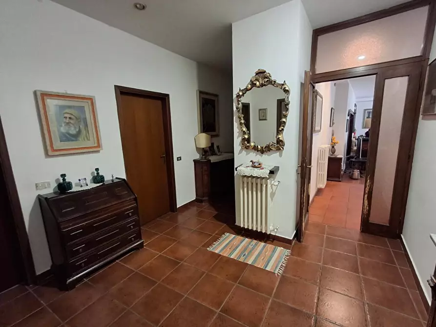 Immagine 10 di Appartamento in vendita  a Empoli