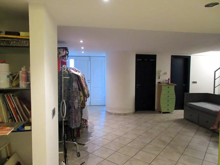 Immagine 14 di Villetta a schiera in vendita  a Capraia E Limite