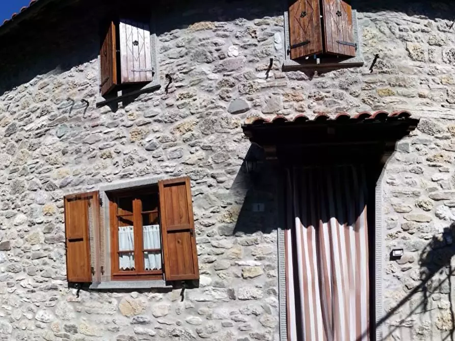 Immagine 16 di Casa indipendente in vendita  a Vagli Sotto