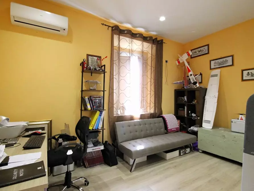 Immagine 15 di Appartamento in vendita  a Capannori