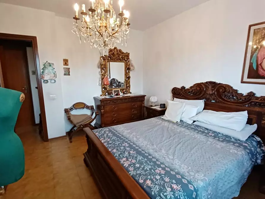 Immagine 24 di Appartamento in vendita  a Colle Di Val D'elsa