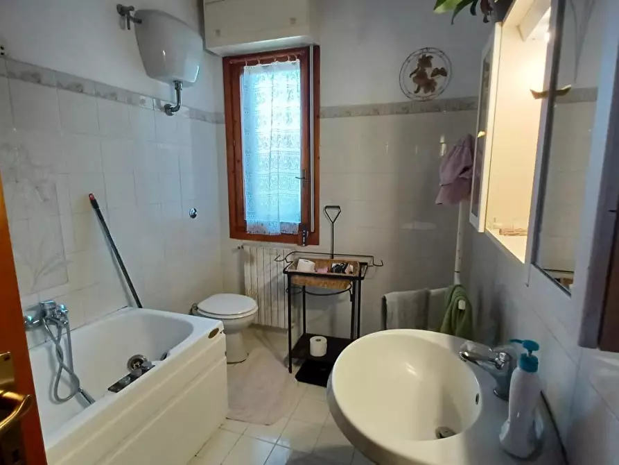 Immagine 29 di Appartamento in vendita  a Colle Di Val D'elsa