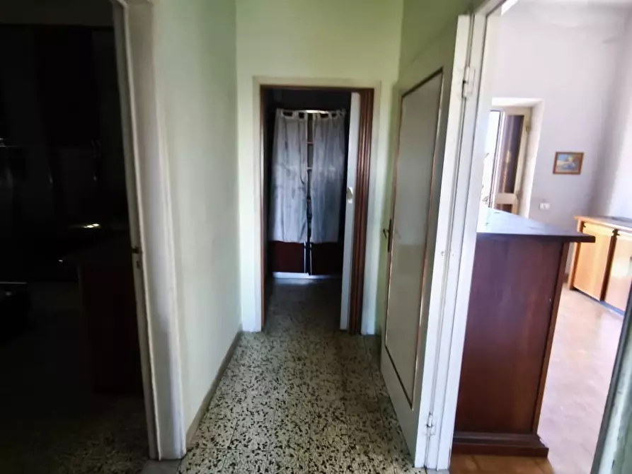 Immagine 10 di Casa colonica in vendita  a Pontedera