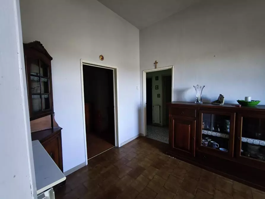 Immagine 8 di Casa colonica in vendita  a Pontedera