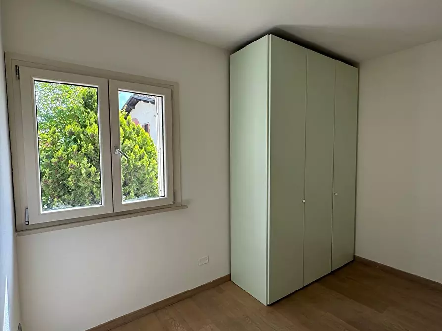 Immagine 21 di Villa in affitto  a Capannori