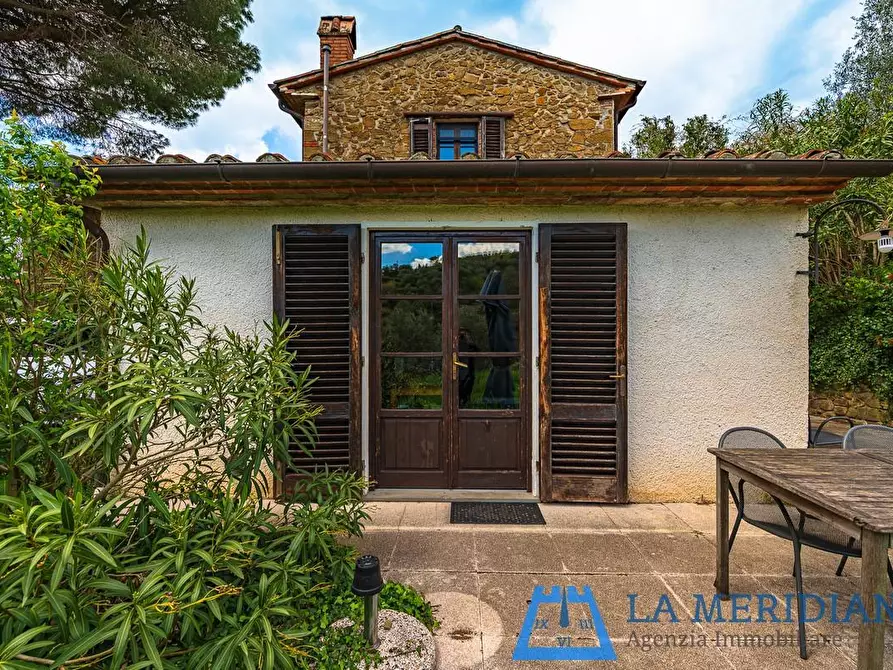 Immagine 64 di Casa colonica in vendita  a Lamporecchio