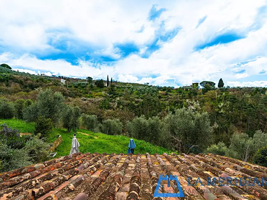 Immagine 49 di Casa colonica in vendita  a Lamporecchio