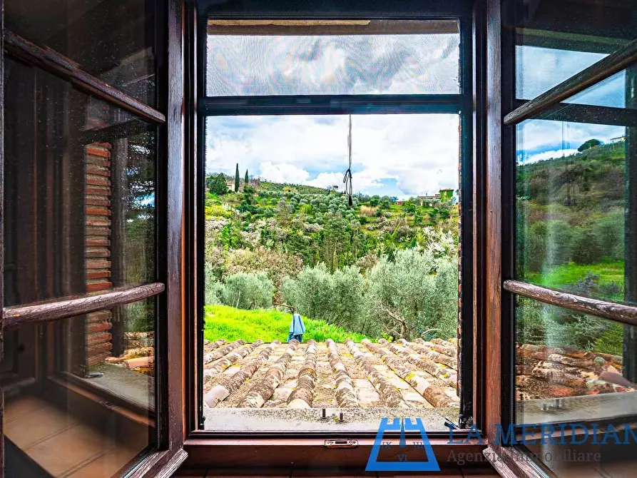 Immagine 26 di Casa colonica in vendita  a Lamporecchio