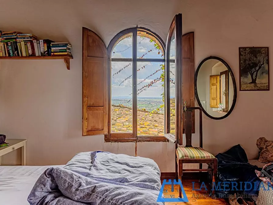 Immagine 9 di Casa colonica in vendita  a Lamporecchio